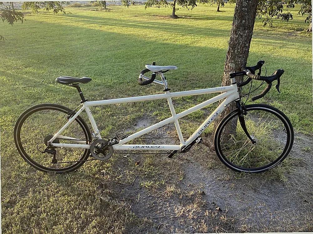 Tandum Tosa Tandem White Bicycle in Good Condition